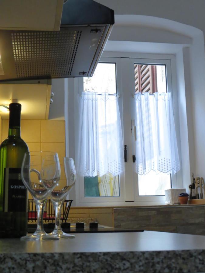 Charming Marine Style Apartment Црес Екстер'єр фото