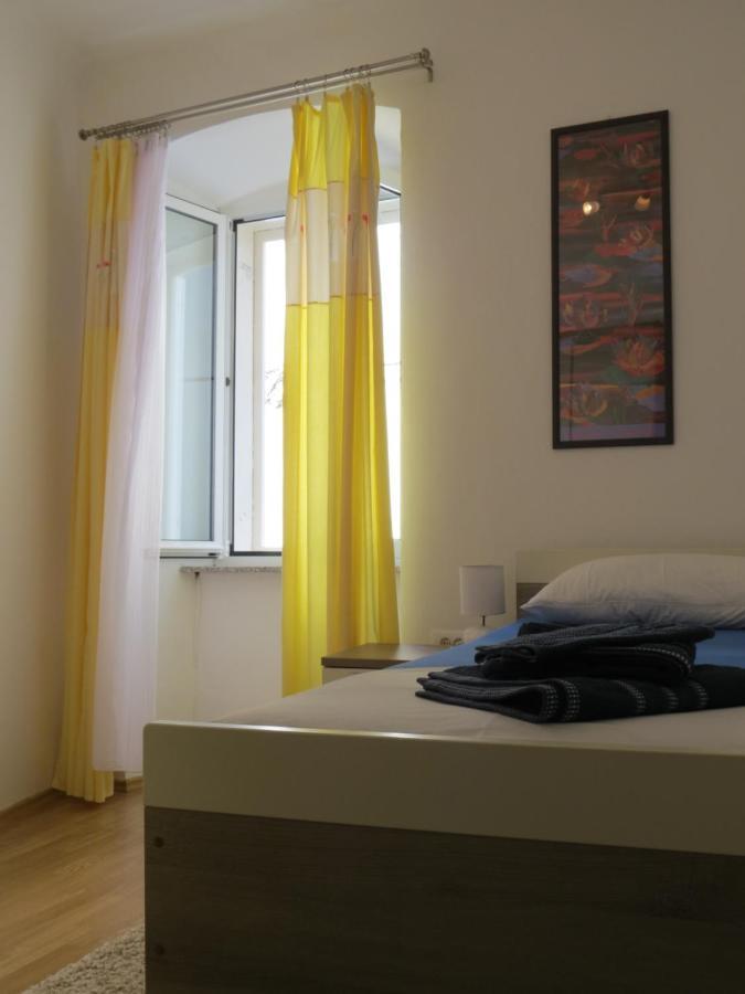 Charming Marine Style Apartment Црес Екстер'єр фото